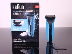 酷爽剃须体验 博朗水感剃须刀新品上市