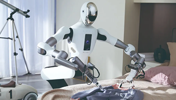 21.50秒！人形机器人“飞人”首破百米自主纪录